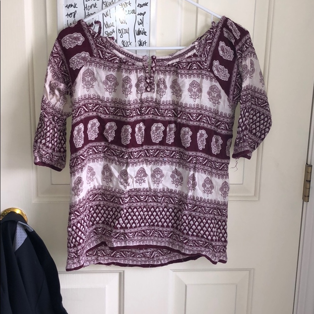 Boutique maroon & white off the shoulder blouse